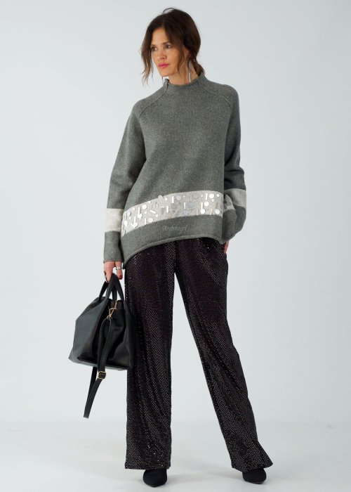 Czarne szerokie spodnie o połyskującej, cekinowej fakturze