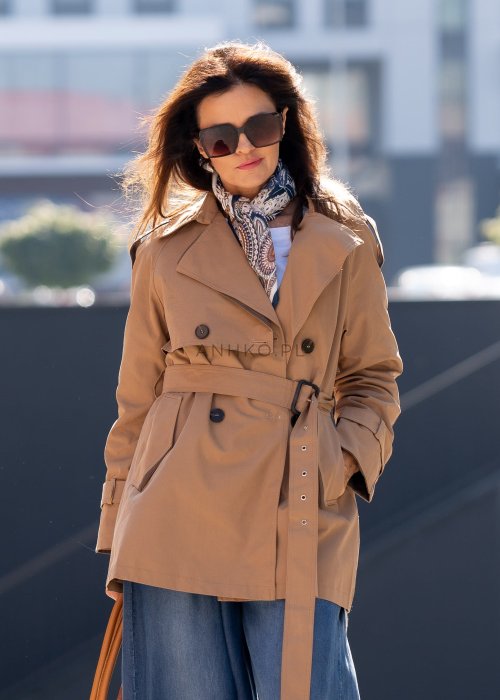 krotki-trencz-camel (3).jpg