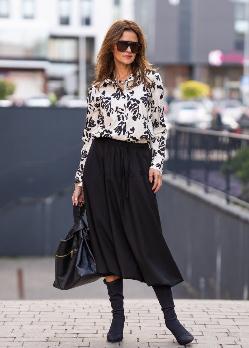 spodnica-black-bomb-czarna (8).jpg