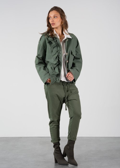 Lekka kurtka z falbaną z przodu w głębokim khaki kolorze, doskonała do casualowych stylizacji