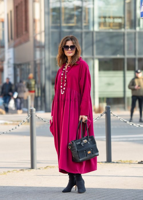 boody-torebka-czarna-usztywniane-dno-zlote-detale (1).jpg