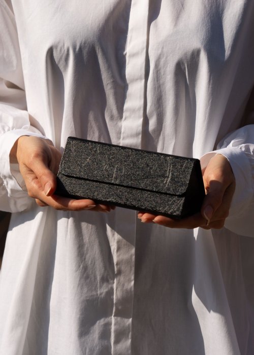 etui-holiday-czarne (1).jpg