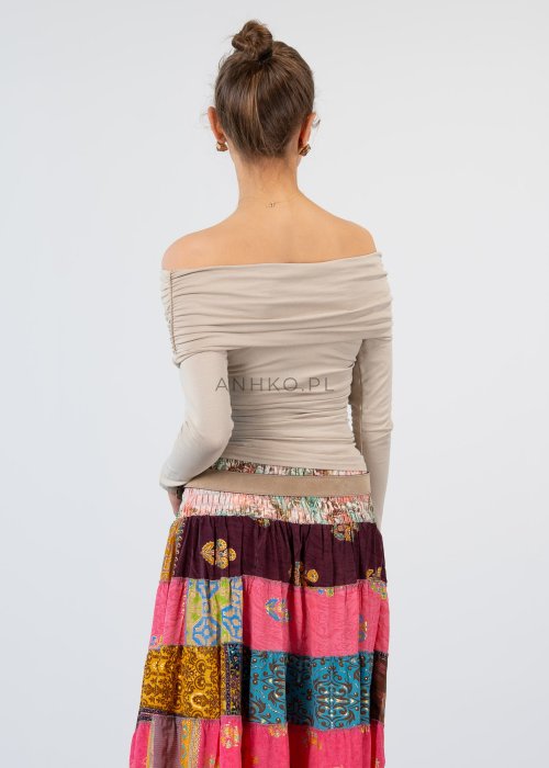 Bluzka damska beżowa z marszczeniem i dopasowanym krojem