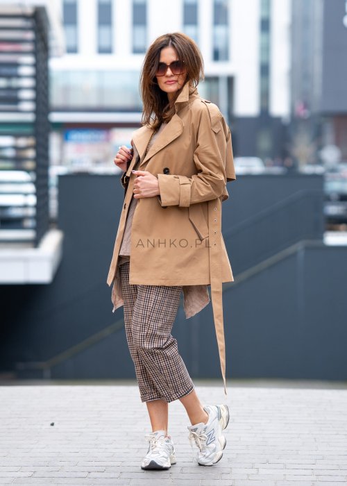 krotki-trencz-camel (1).jpg