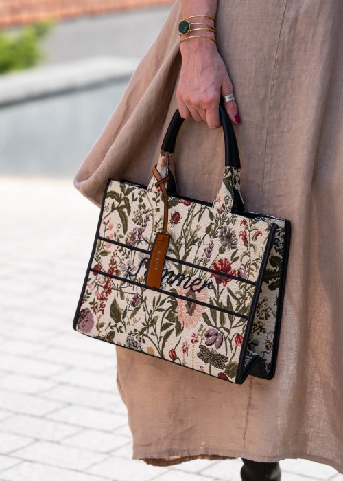 Torebka usztywniana Summer Czarna