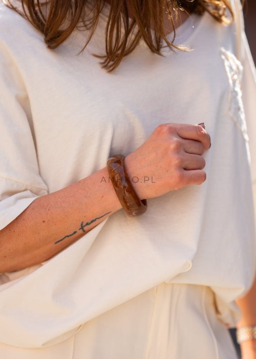 simple-bransoletka-brazowa-zywica (3).jpg