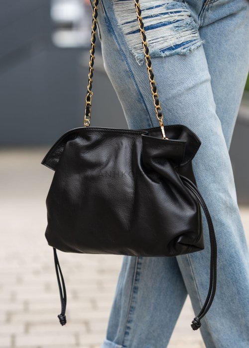 skinchain-torebka-czarna-skorzana-z-lancuszkiem (2).jpg