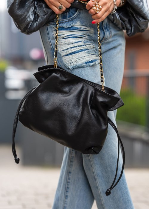 skinchain-torebka-czarna-skorzana-z-lancuszkiem (4).jpg