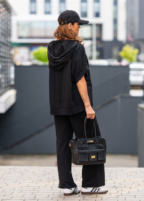 boody-torebka-czarna-usztywniane-dno-zlote-detale (1).jpg