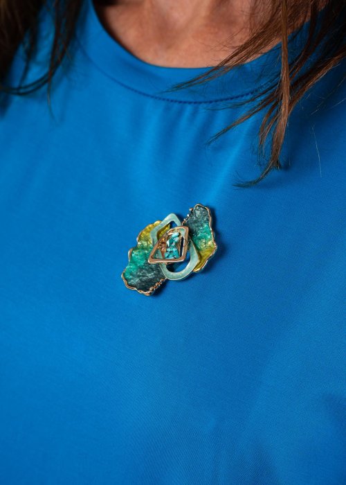 rock-broszka-magnetyczna-zielona-zlotymi-elementami (1).jpg