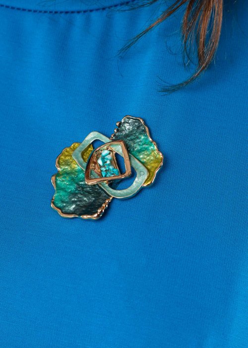 rock-broszka-magnetyczna-zielona-zlotymi-elementami (2).jpg