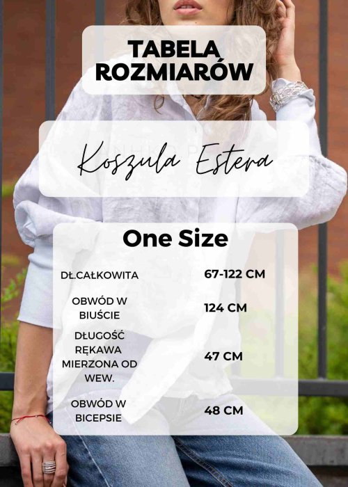 Długa, oliwkowa koszula z koronkowymi wstawkami na rękawach, białe spodnie i złoty naszyjnik.