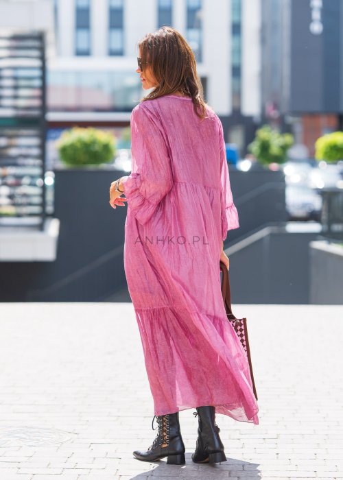 Lniana sukienka maxi w odcieniu malinowego różu z guziczkami, luźny krój boho z falbaną