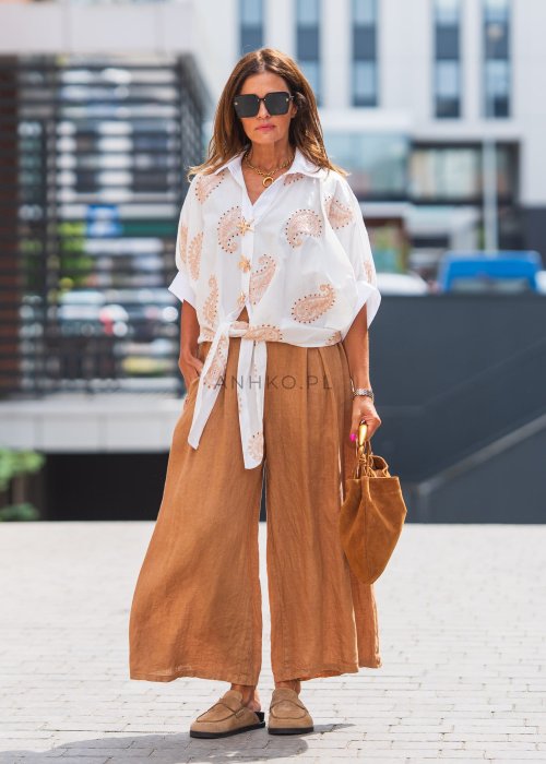 Spodnie damskie lniane w kolorze kamelowym, szerokie nogawki, długość do kostki, wysoki stan, styl boho casual
