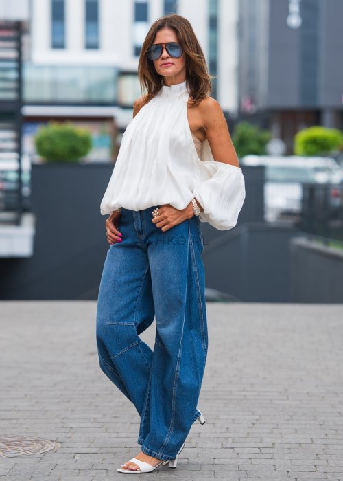 Jeansy damskie w kolorze granatowym, szerokie nogawki, przeszycia na wysokości kolan, fason oversize