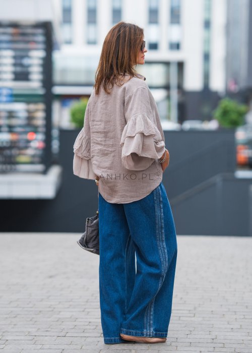 Lniana, beżowa koszula z szerokimi rękawami i wiązaniem z przodu.