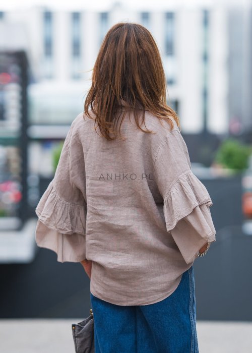 Lniana, beżowa koszula z szerokimi rękawami i wiązaniem z przodu.