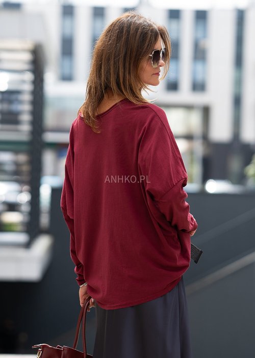 Bordowa bluzka damska z długim rękawem i dekoltem V, luźny krój, miękki materiał, idealna do codziennych stylizacji