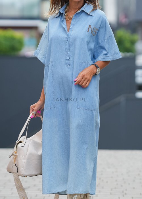 "Niebieska sukienka koszulowa maxi z krótkim rękawem i kołnierzykiem, luźny oversize krój z kieszeniami, styl casualowy"