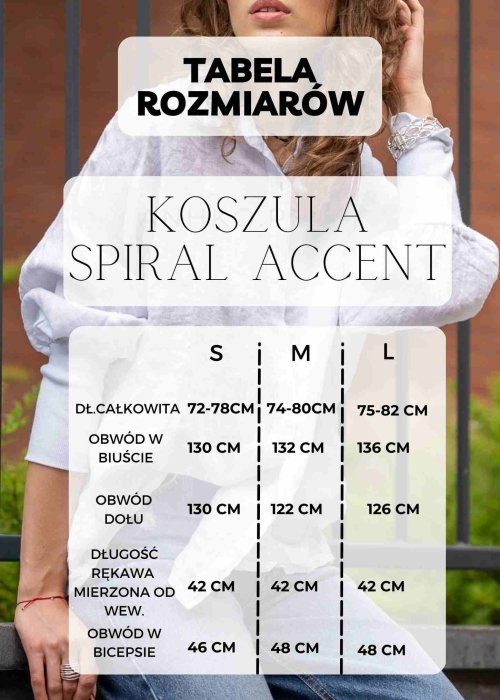 Czarna koszula damska z długim rękawem, ozdobiona dużą plisowaną aplikacją w formie kwiatu, elegancki styl