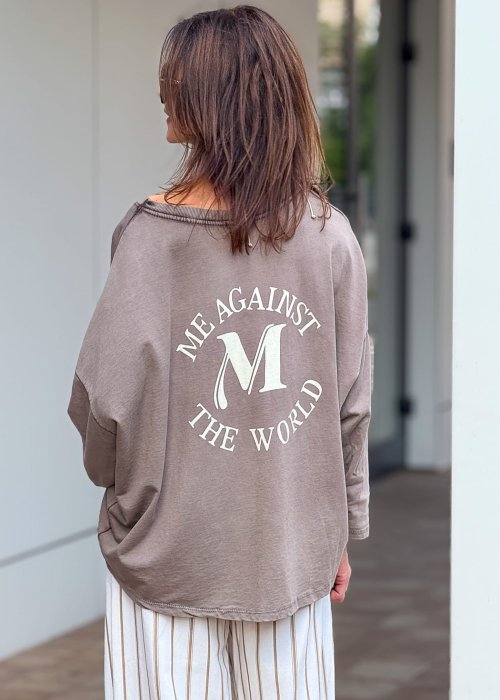Luźna bluzka damska oversize z długim rękawem w kolorze taupe, casualowa moda damska