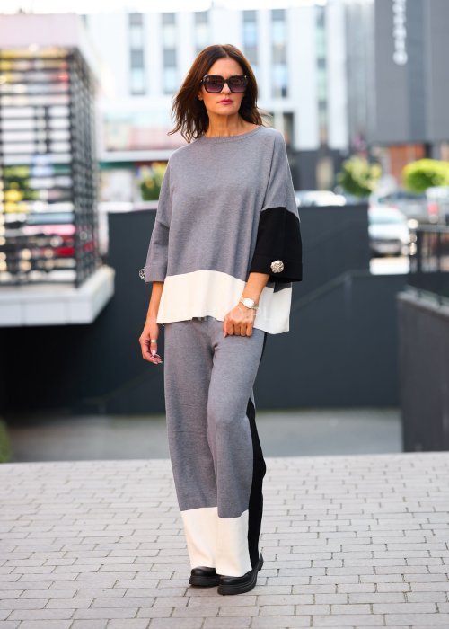 Dwuczęściowy komplet damski w odcieniach szarości z kontrastowymi wstawkami, luźny fason casual
