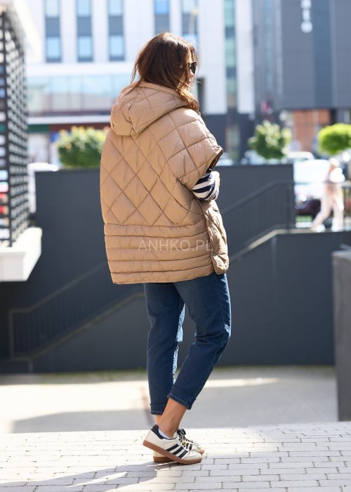 Pikowana kamizelka damska w kolorze beżowym z kapturem, oversize z dużymi kieszeniami