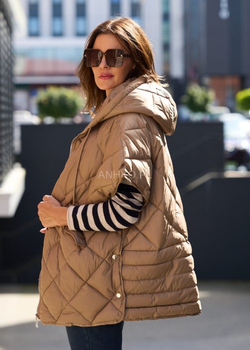 Pikowana kamizelka damska w kolorze beżowym z kapturem, oversize z dużymi kieszeniami