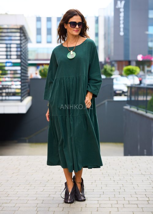 Zielona sukienka damska oversize do połowy łydki, długi rękaw, falbanowe wykończenie, styl casual