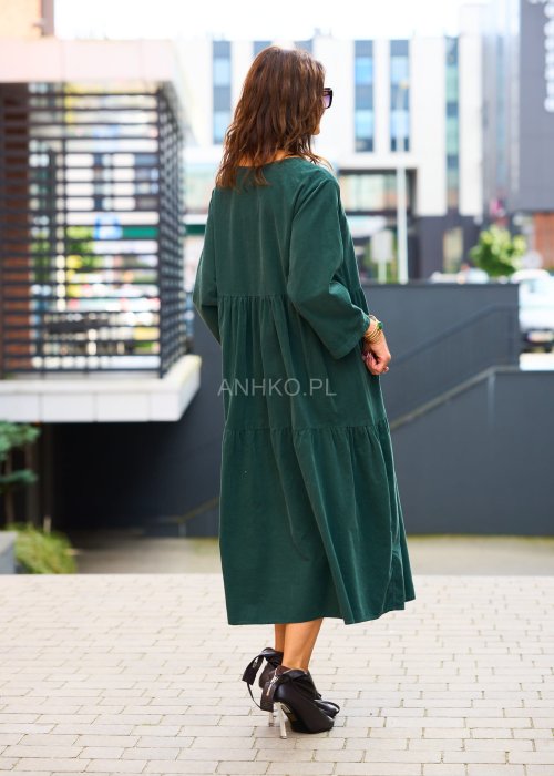 Zielona sukienka damska oversize do połowy łydki, długi rękaw, falbanowe wykończenie, styl casual
