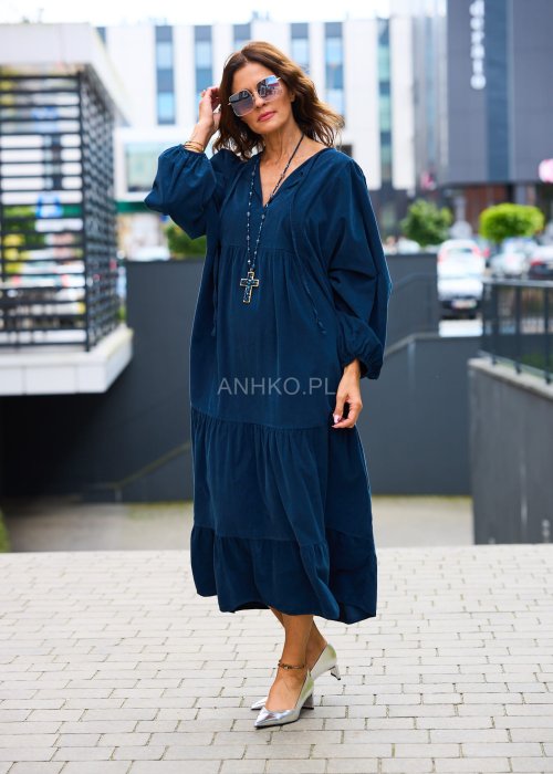 Granatowa sukienka damska maxi z dekoltem w serek, długi rękaw bufka, luźny fason boho
