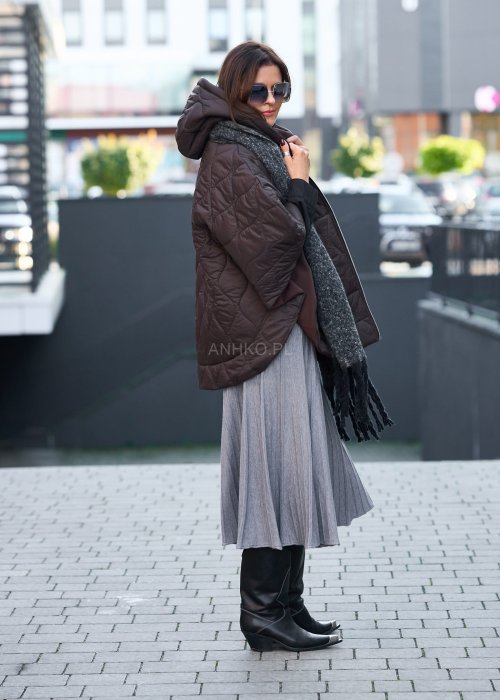 Szara spódnica damska midi z rozkloszowanym dołem i pionowymi przeszyciami w stylu casual