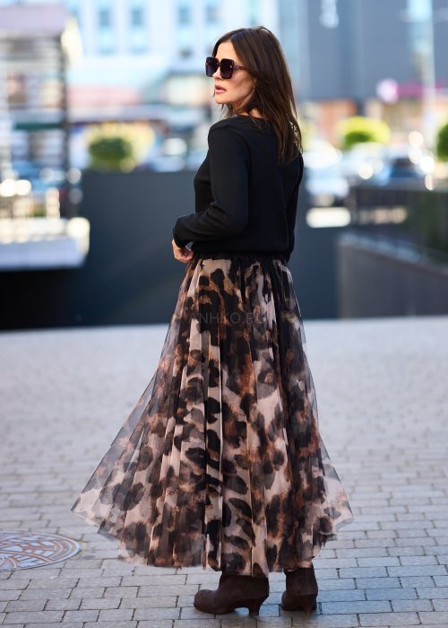 Damska spódnica tiulowa midi w panterkę w odcieniach beżu, brązu i czerni z elastyczną talią, lekka warstwowa konstrukcja.
