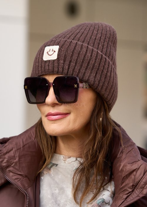 Brązowa czapka damska zimowa beanie z naszywką i uśmiechem, ciepła dzianina, moda uliczna