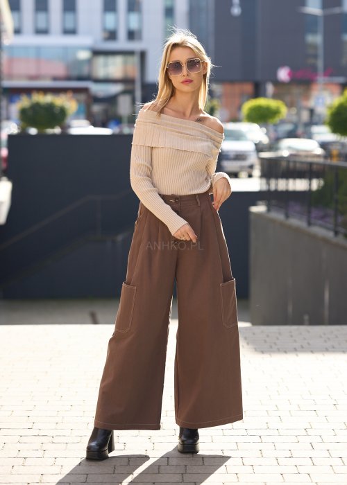 Brązowe spodnie typu wide leg z wysokim stanem