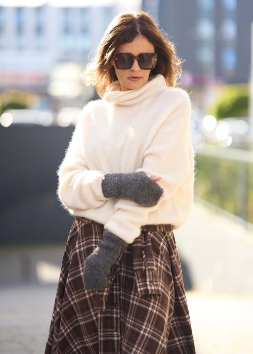 Dzianinowe rękawiczki w kolorze szarym, ocieplane, bez palców, idealne na chłodne dni