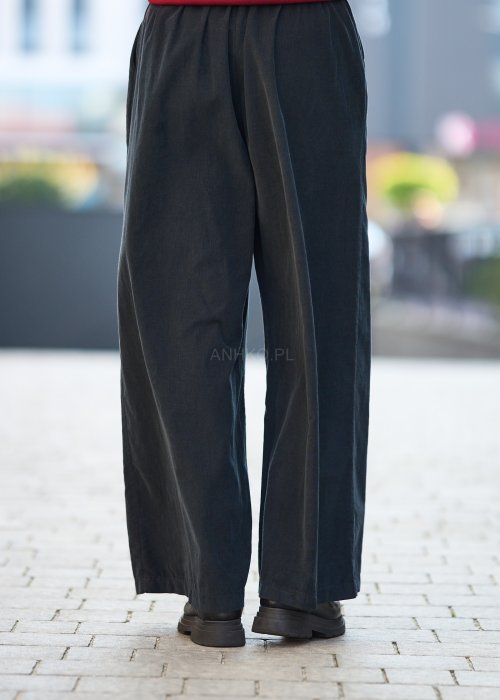 Czarne szerokie spodnie z lnu o kroju palazzo, z elastycznym pasem i wiązaniem, w stylu casual