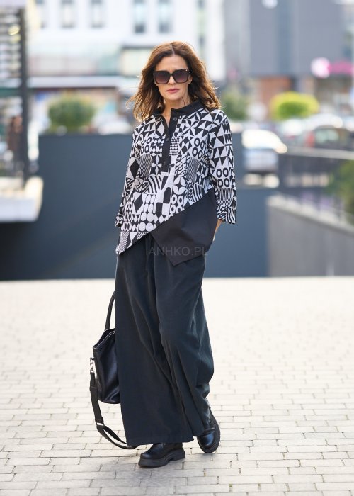 Czarne szerokie spodnie z lnu o kroju palazzo, z elastycznym pasem i wiązaniem, w stylu casual