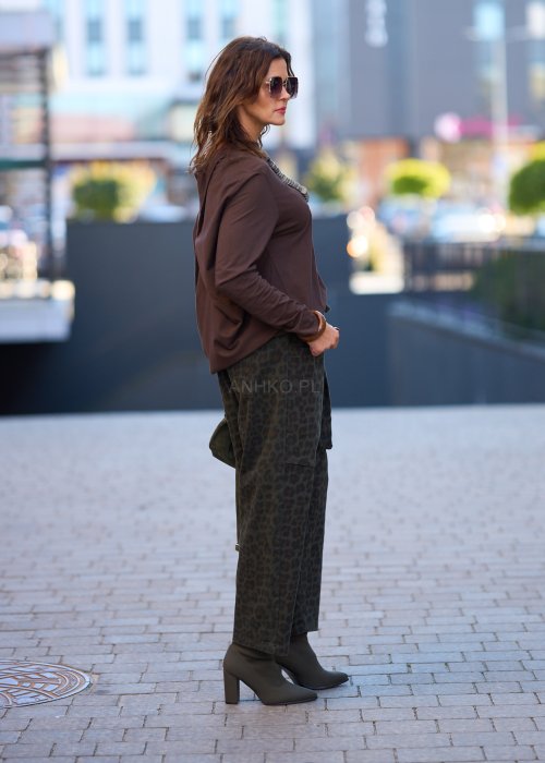 Damskie spodnie z kieszeniami w panterkę, w kolorze khaki, z elastycznym pasem i sznurkiem w talii, styl casual