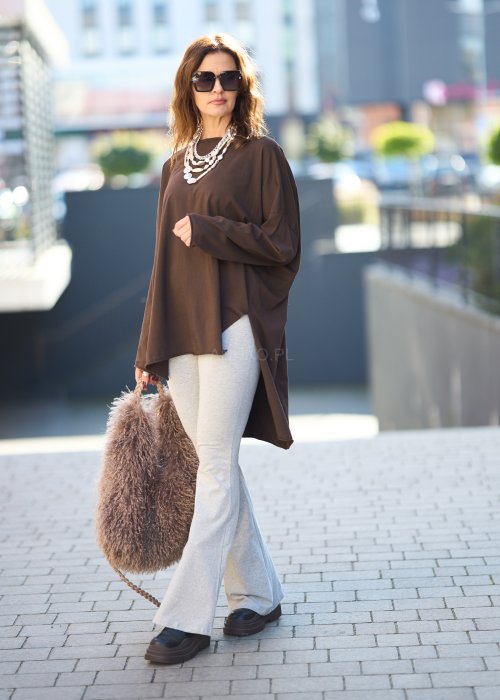 jasnoszare dzianinowe spodnie dzwony,