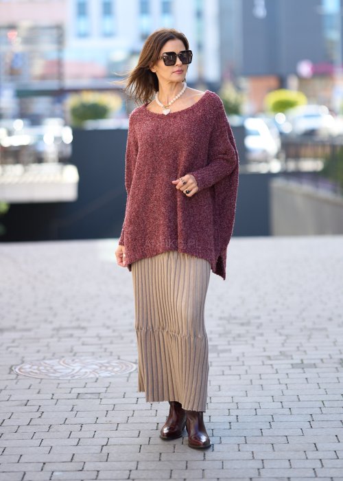 Beżowa długa spódnica dzianinowa z pionowymi plisami i wiązaniem w pasie, w stylu eleganckiego casualu