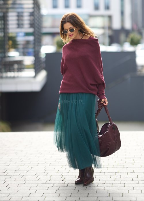 Zwiewna spódnica midi z tiulu w morskim odcieniu, elastyczna talia i lekka warstwa zewnętrzna w stylizacji z botkami.