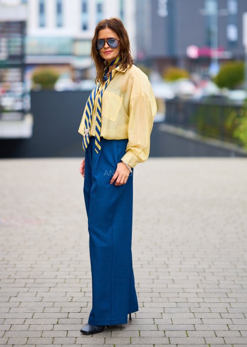 Lekka koszula damska Oversize Princess pastelowy żółty oversize z kołnierzykiem i długim rękawem