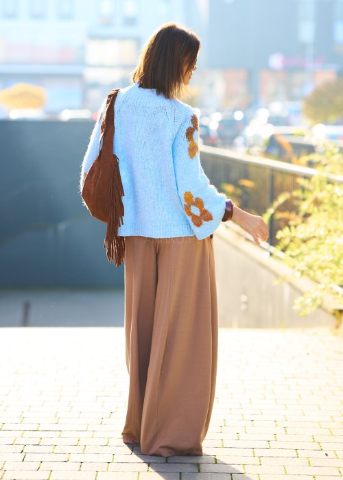 Miękkie dzianinowe spodnie damskie Villan Mor jednolite karmelowe w szerokim kroju palazzo z wysokim stanem