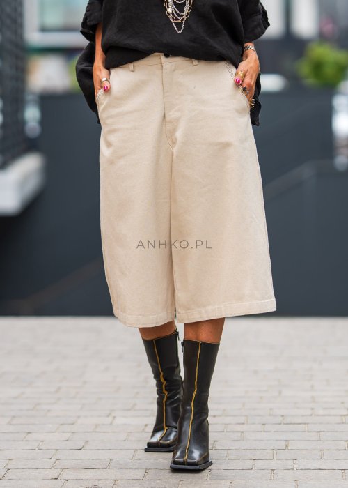 Beżowe spodnie culottes z wysokim stanem
