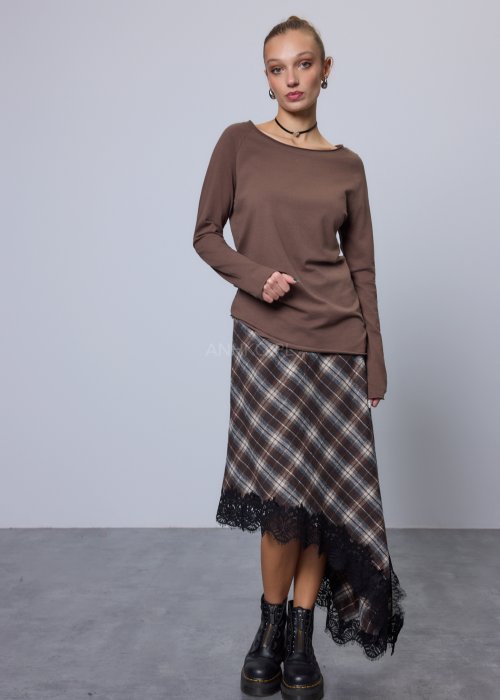 Bawełniana bluzka brązowa z długim rękawem o prostym, luźnym kroju