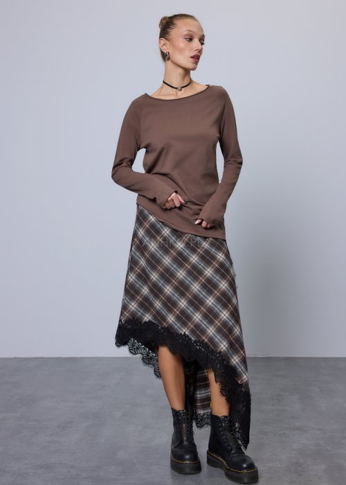 Bawełniana bluzka brązowa z długim rękawem o prostym, luźnym kroju