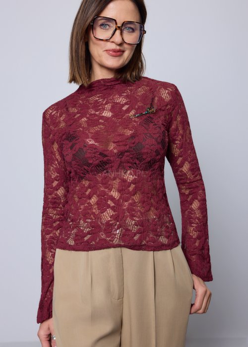 Bordowa, koronkowa bluzka z długim rękawem i stójką