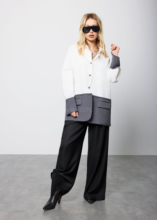 Czarne, eleganckie spodnie z wysokim stanem i szerokimi nogawkami, z zakładkami w pasie