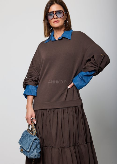 Brązowa, luźna sukienka maxi o warstwowym kroju z długim rękawem